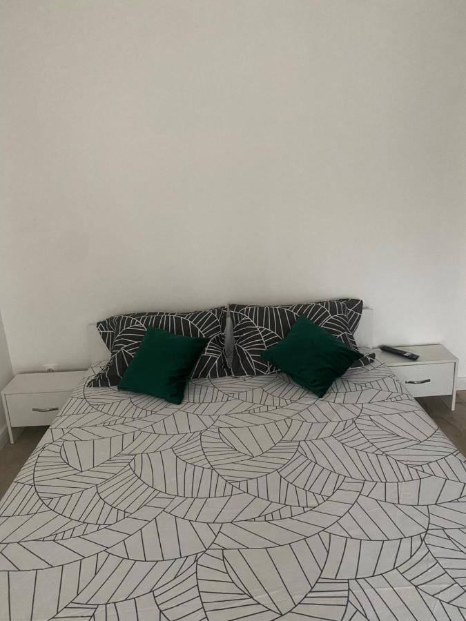 L&M Apartment Тыргу-Муреш Экстерьер фото